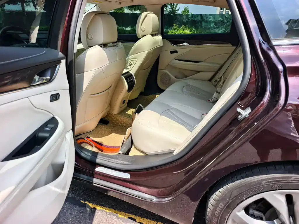 Buick LaCrosse 2021 Avenir Flagship
