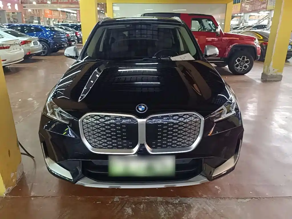 BMW iX1 — миниатюра 3