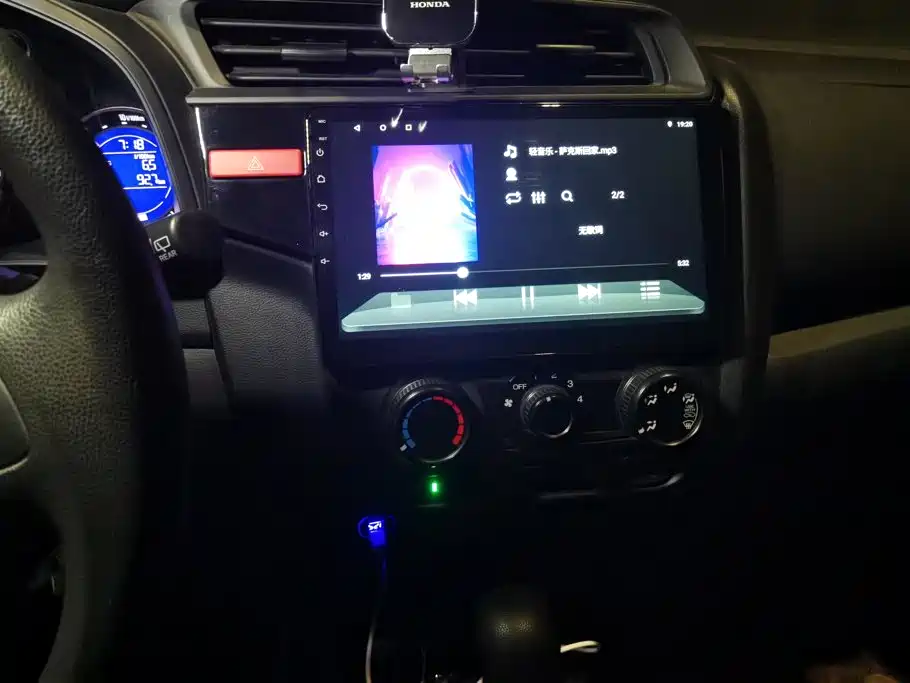 Honda Fit — миниатюра 13