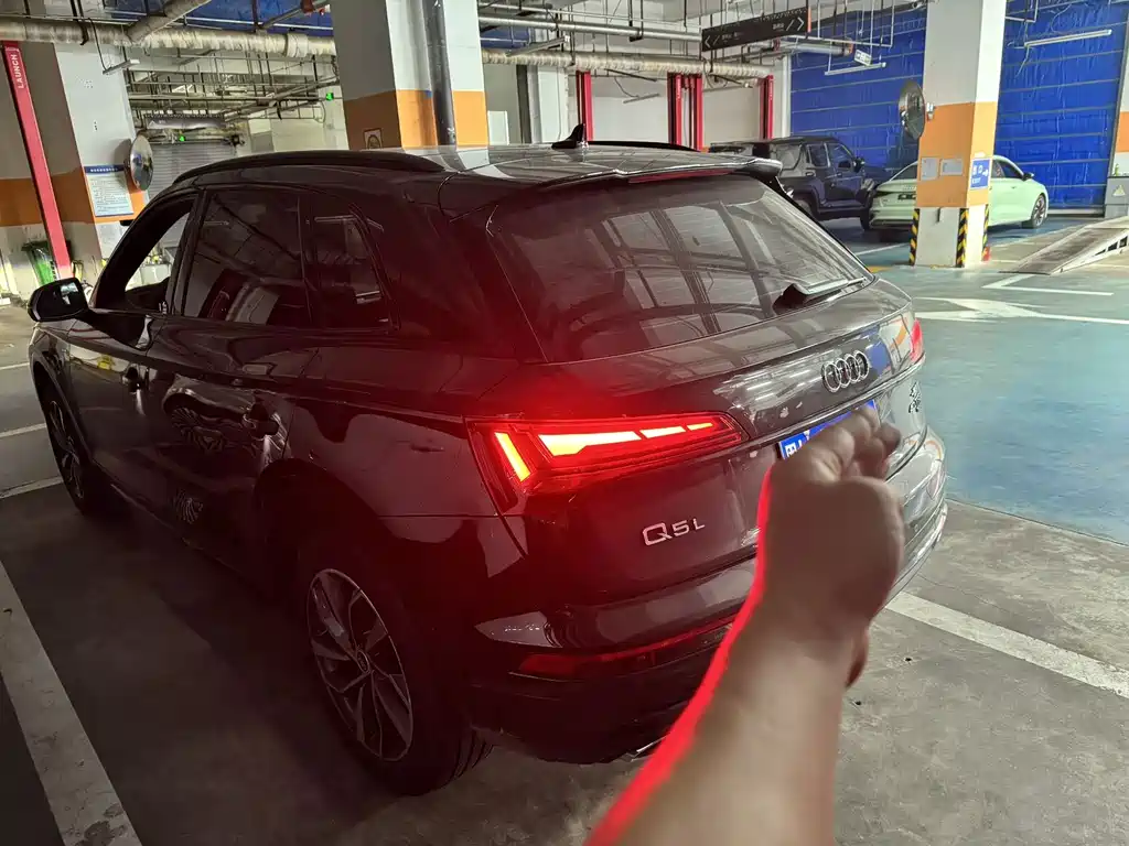 Audi Q5L — миниатюра 6