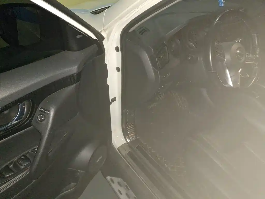 Nissan X-Trail — миниатюра 12