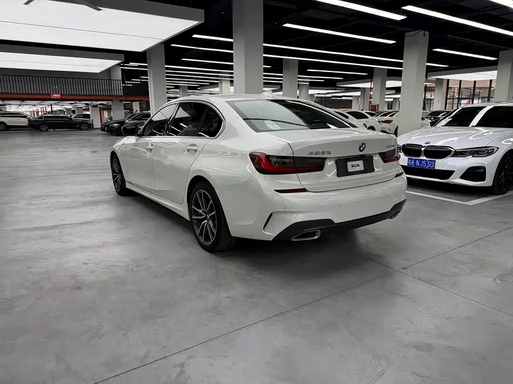 BMW 3 Series — миниатюра 13
