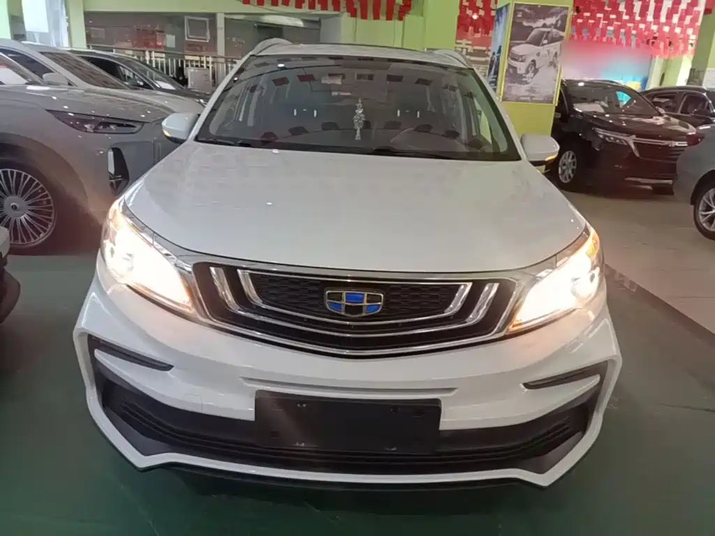 Geely Vision X3 — миниатюра 3
