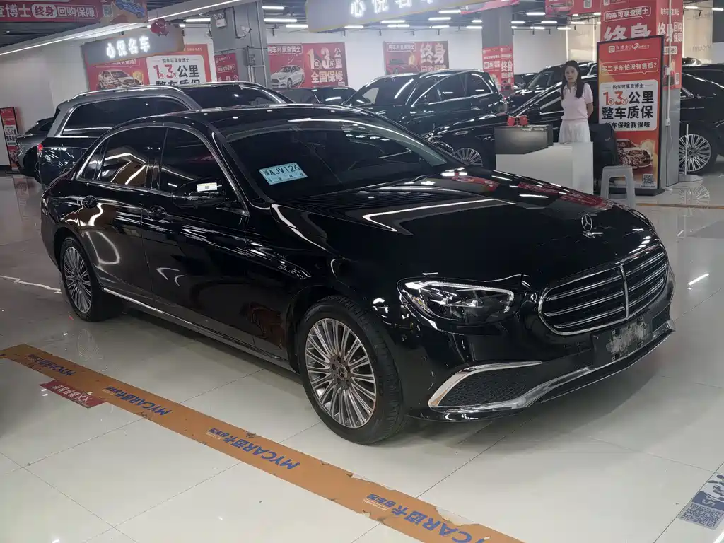 Mercedes-Benz E-Class — миниатюра 2