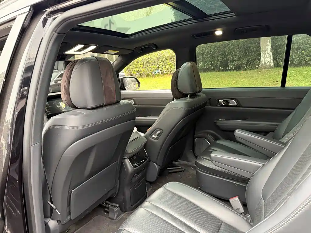Li Auto Li ONE — миниатюра 11