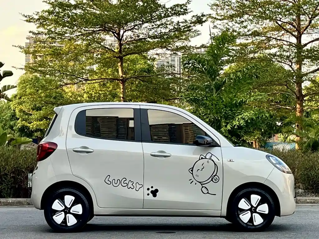Wuling MINIEV — миниатюра 7