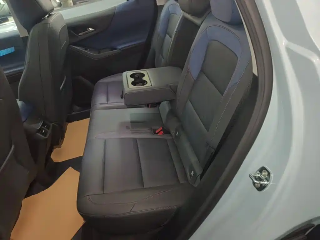 Chevrolet Plus — миниатюра 17