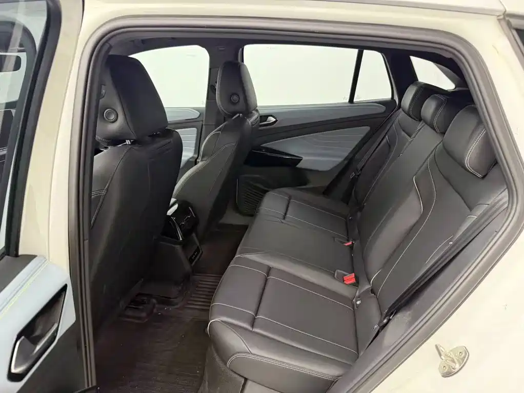 Volkswagen ID.4 X — миниатюра 6