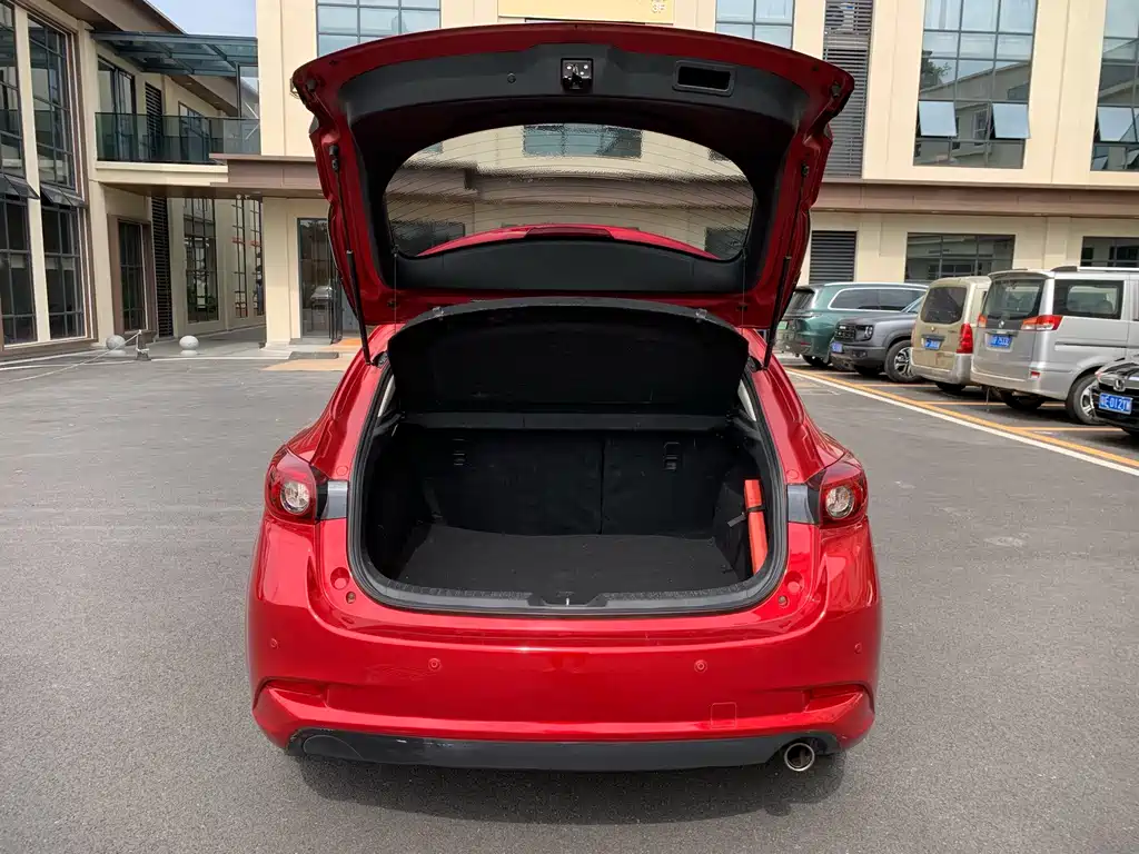 Mazda 3 Axela — миниатюра 7