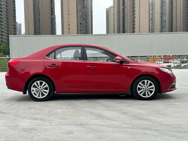 Roewe 360 — миниатюра 4