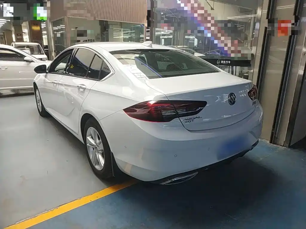 Buick Regal — миниатюра 5