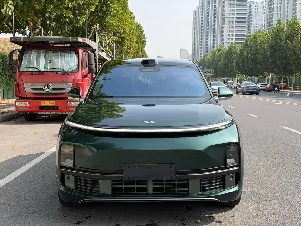 Li Auto Li L8 — миниатюра 2