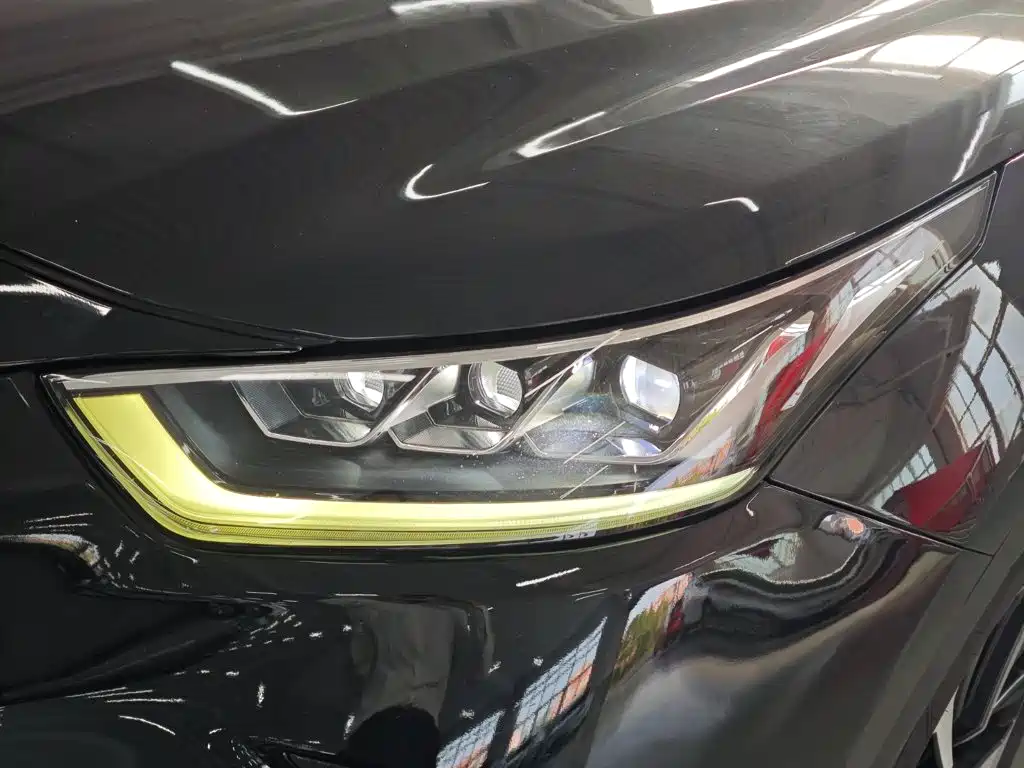 Toyota Crown Kluger — миниатюра 23