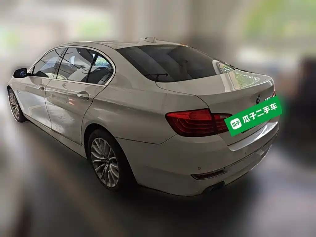 BMW 5 Series — миниатюра 25