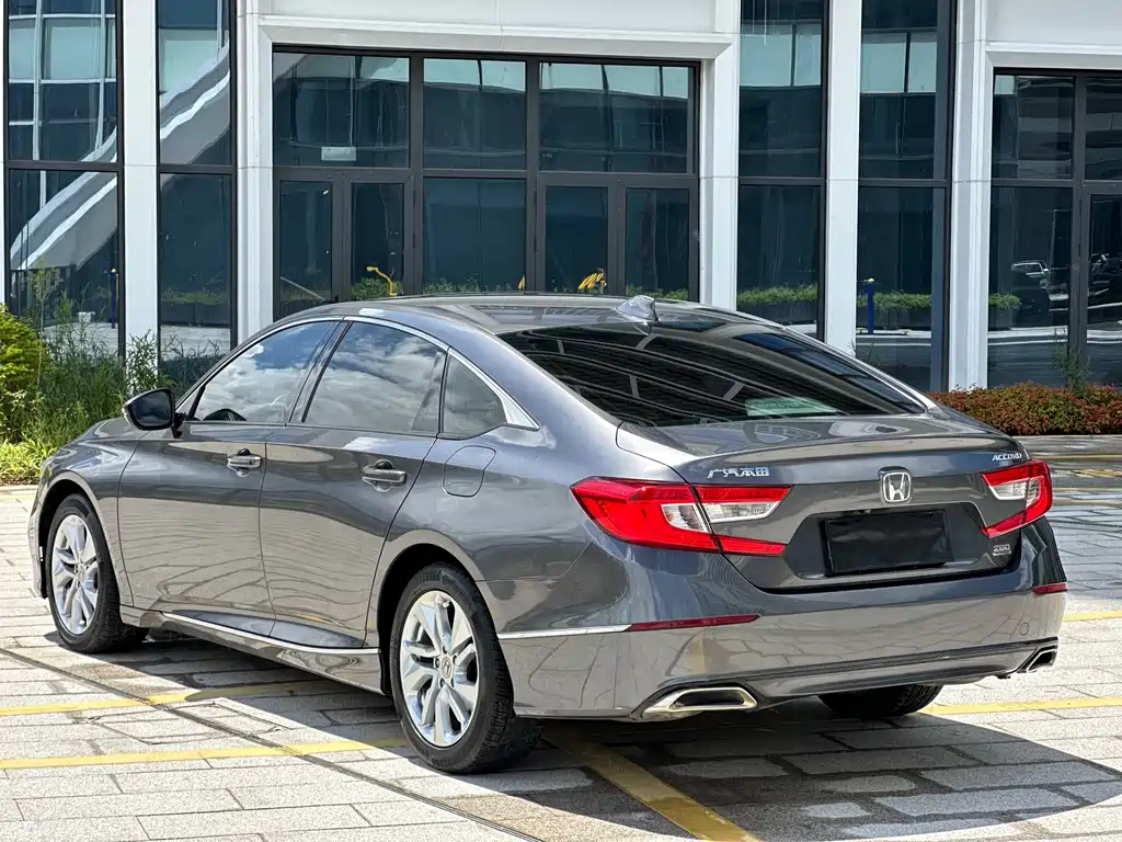 Honda Accord — миниатюра 14
