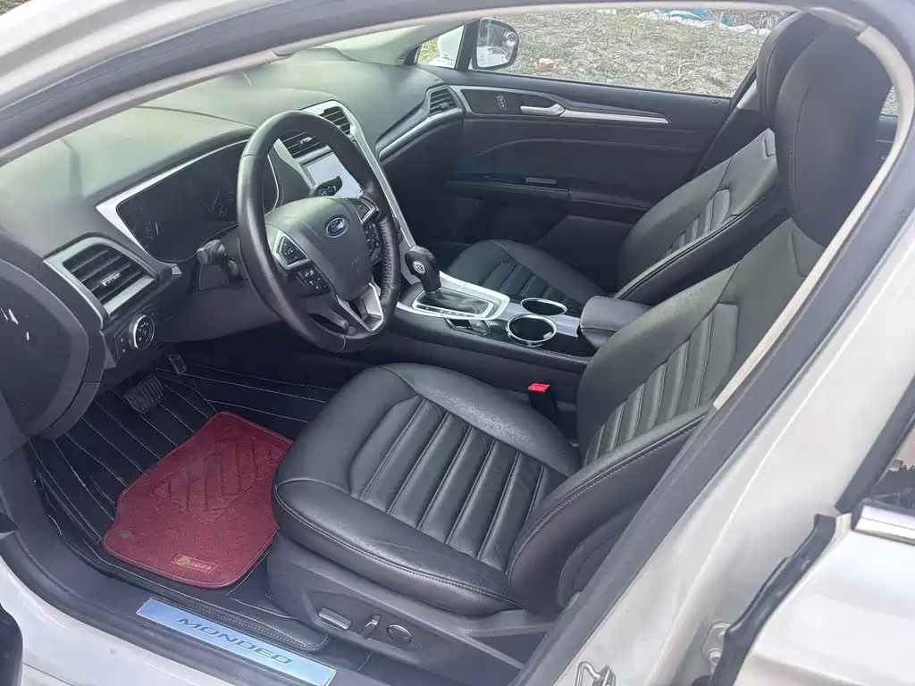 Ford Mondeo — миниатюра 10