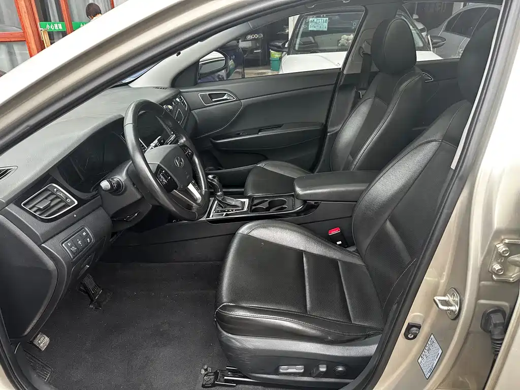 Hyundai Mistra — миниатюра 7