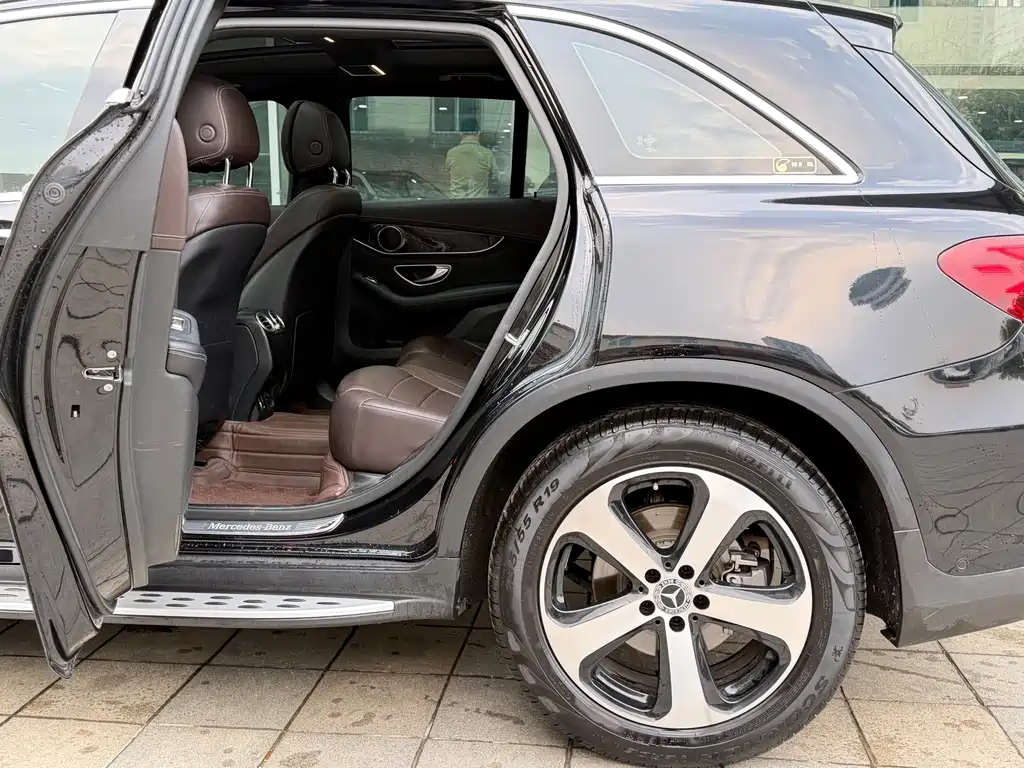 Mercedes-Benz GLC — миниатюра 9