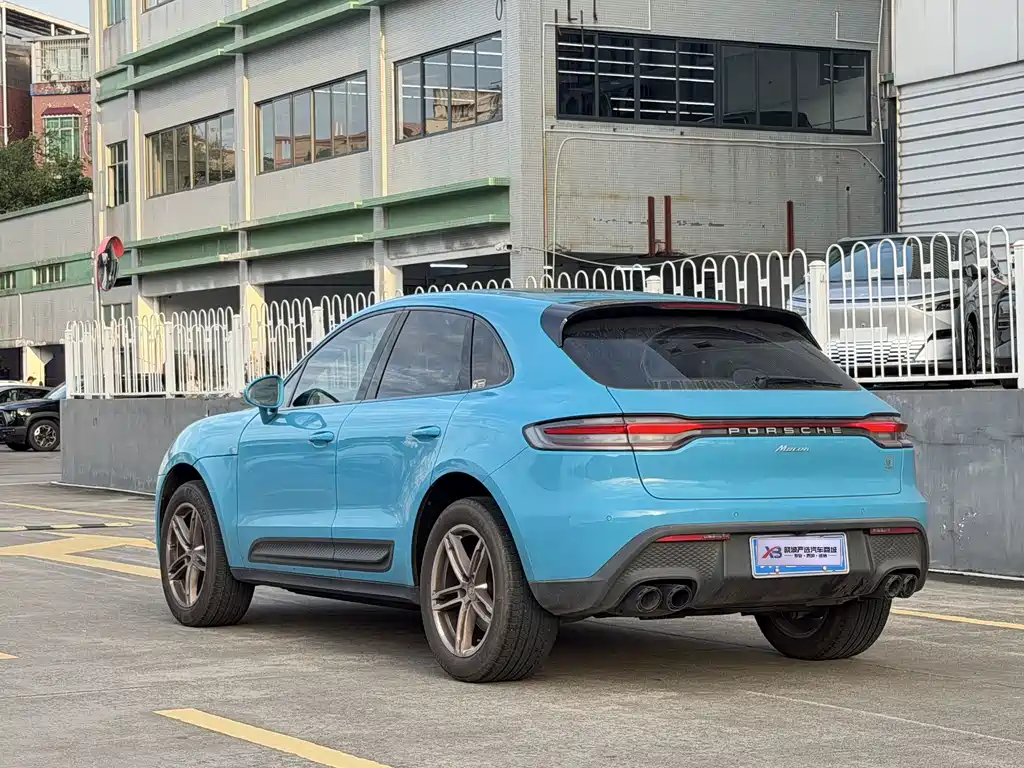 Porsche Macan — миниатюра 5