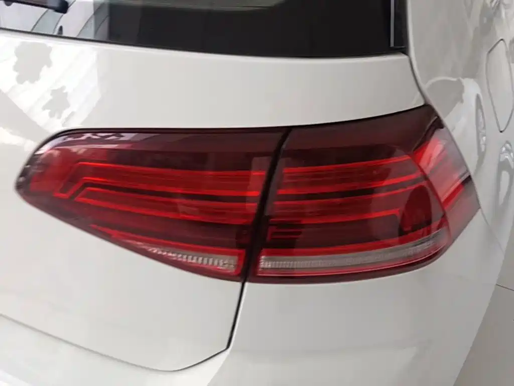 Volkswagen Golf — миниатюра 8