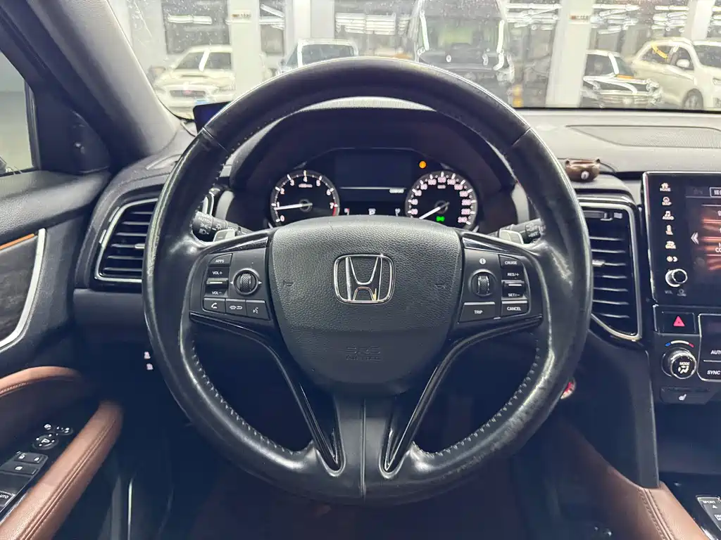 Honda UR-V — миниатюра 13