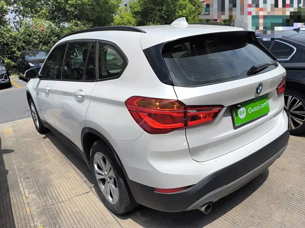 BMW X1 — миниатюра 5