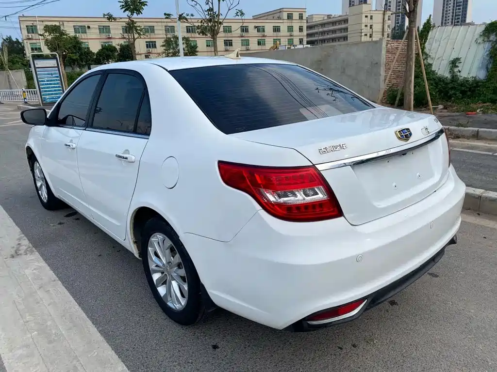 Geely Vision — миниатюра 9