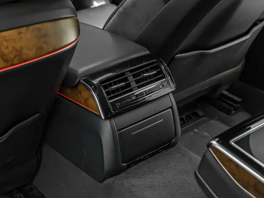 Audi A8 — миниатюра 29