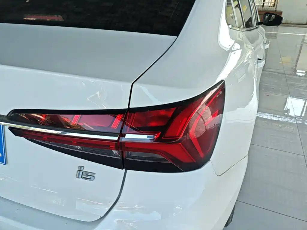 Roewe i5 — миниатюра 8