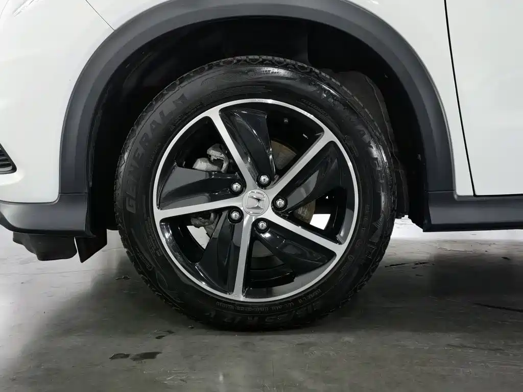 Honda Vezel — миниатюра 17