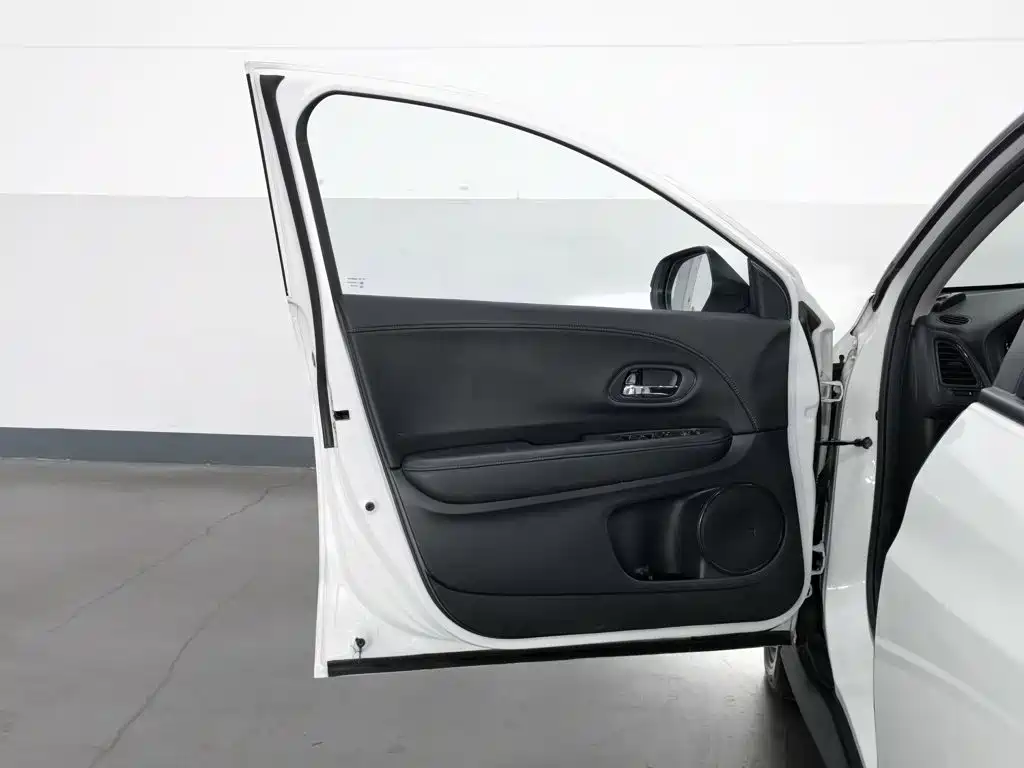 Honda Vezel — миниатюра 8