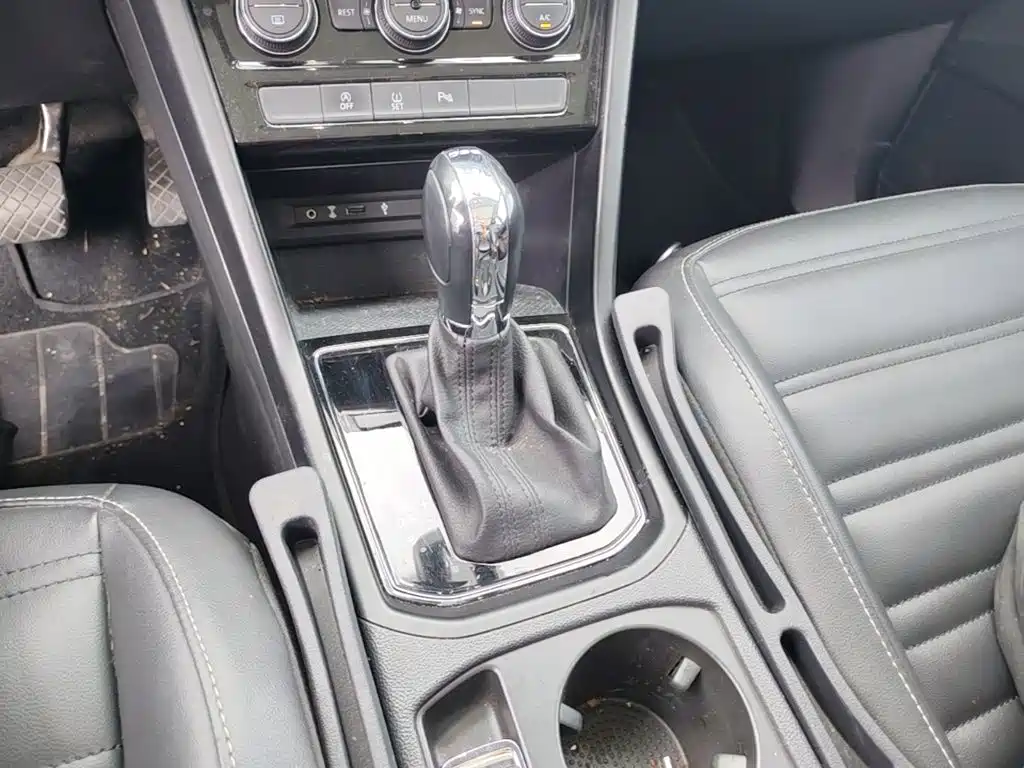 Volkswagen Touran — миниатюра 19
