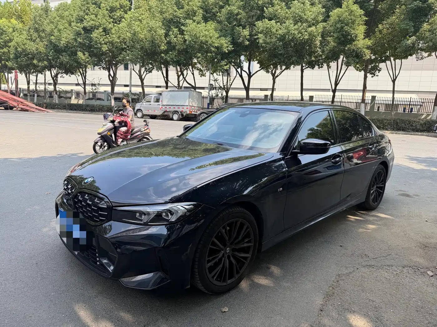 宝马3系 2024款 325Li M运动曜夜套装 2024