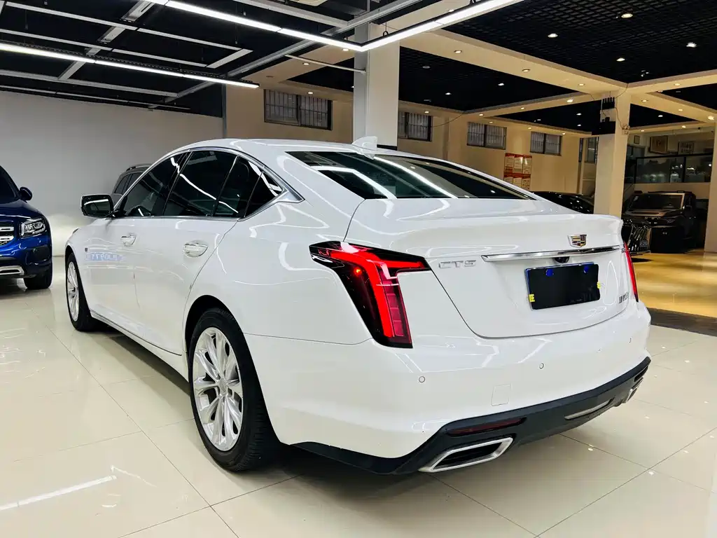 Cadillac CT5 — миниатюра 10