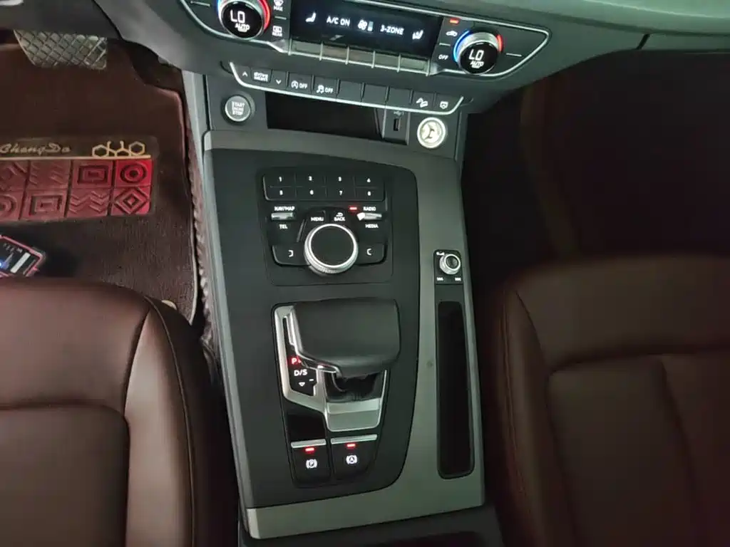 Audi Q5L — миниатюра 14