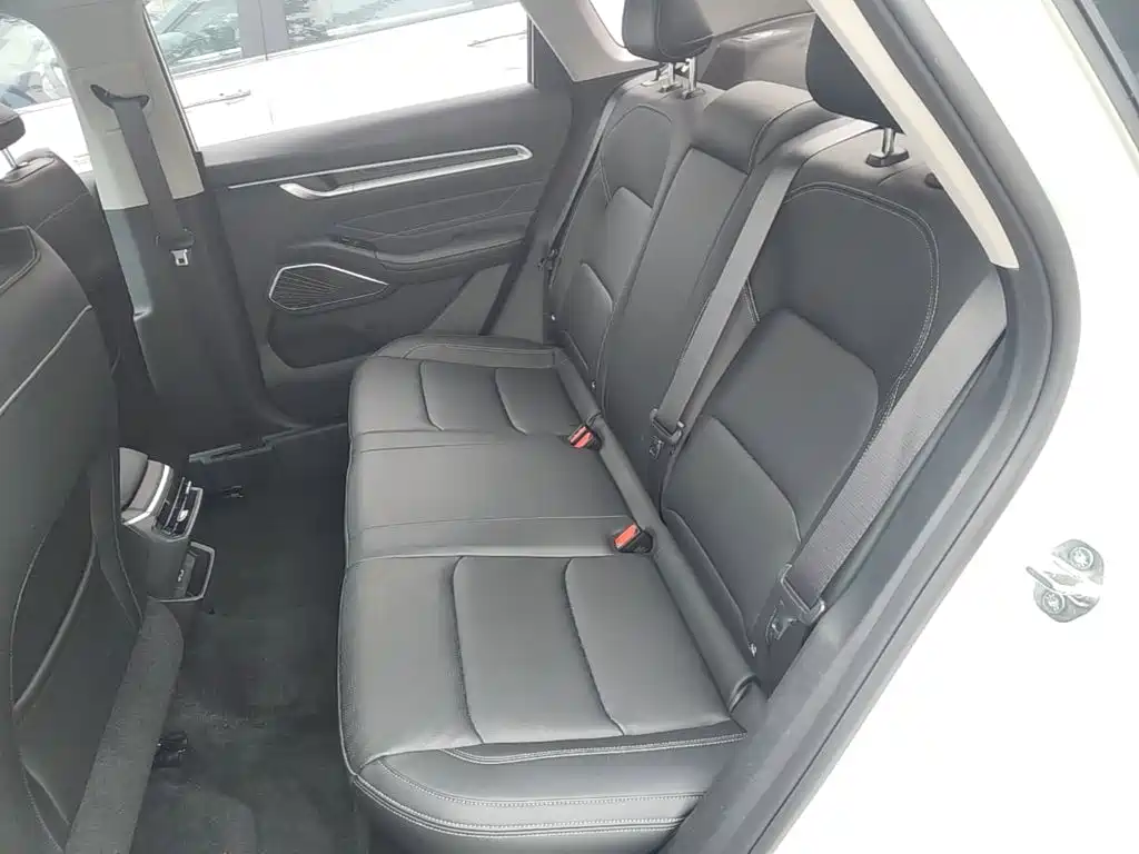Geely Emgrand — миниатюра 17