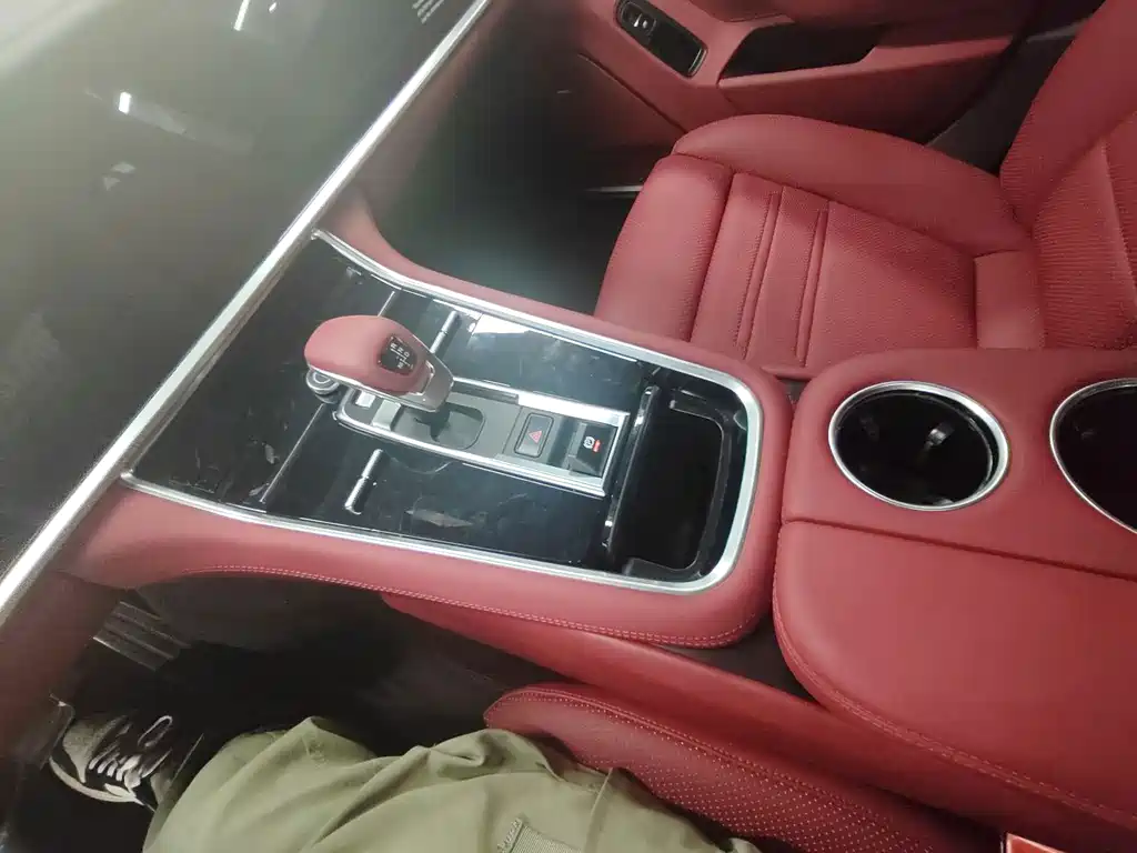Porsche Panamera — миниатюра 8