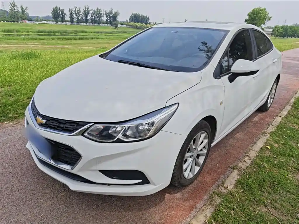 Купить Chevrolet Cruze