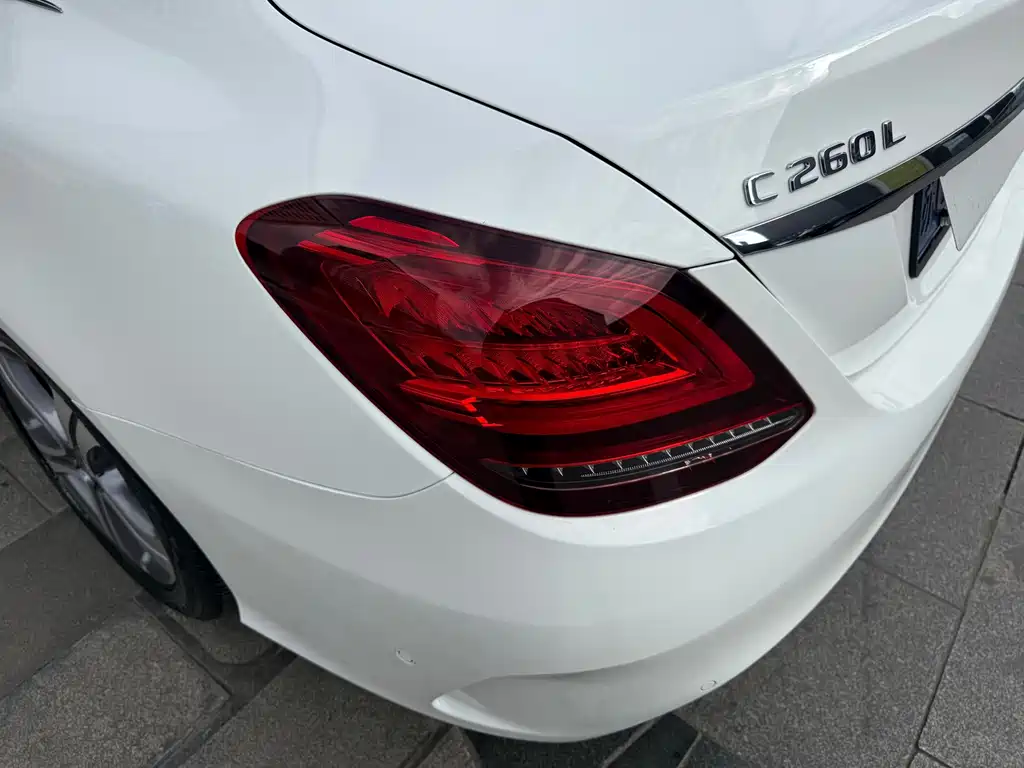 Mercedes-Benz C-Class — миниатюра 38