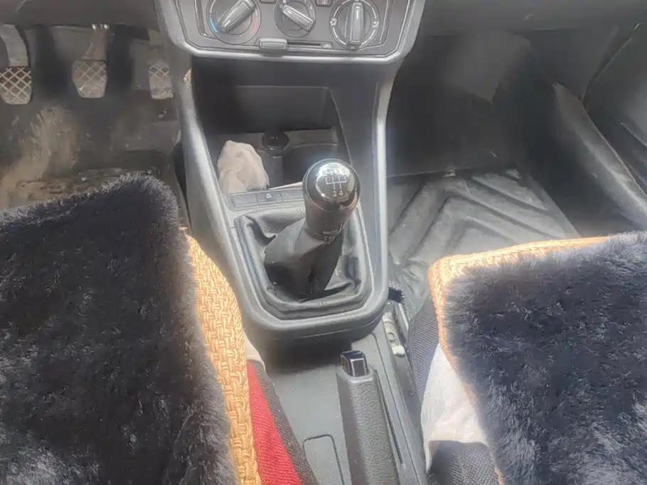 Volkswagen Santana — миниатюра 16