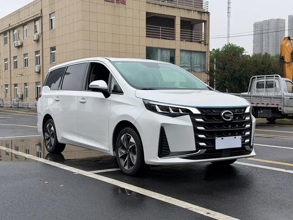 GAC Motor Trumpchi M6 — миниатюра 3