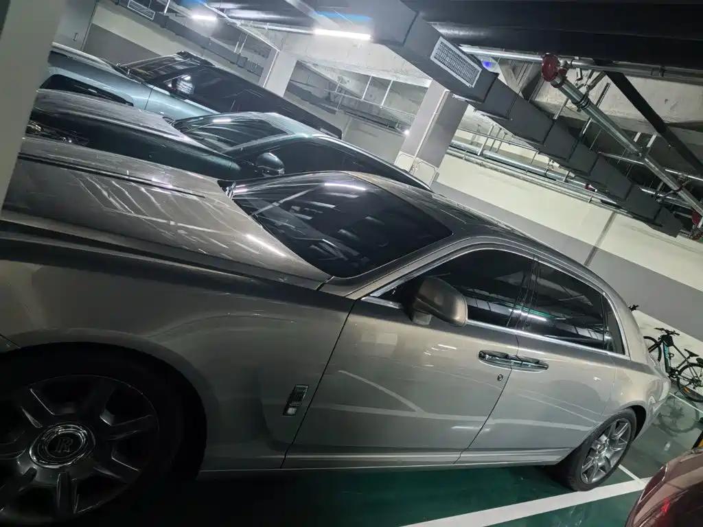 Rolls-Royce Ghost — миниатюра 2