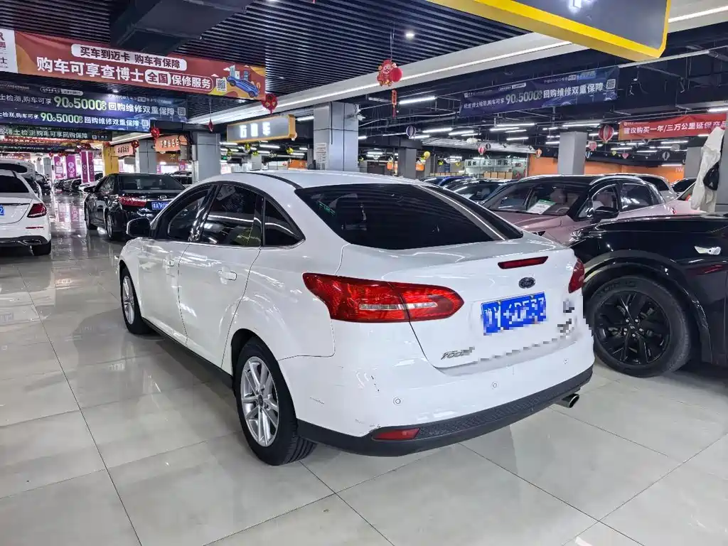 Ford Focus — миниатюра 8