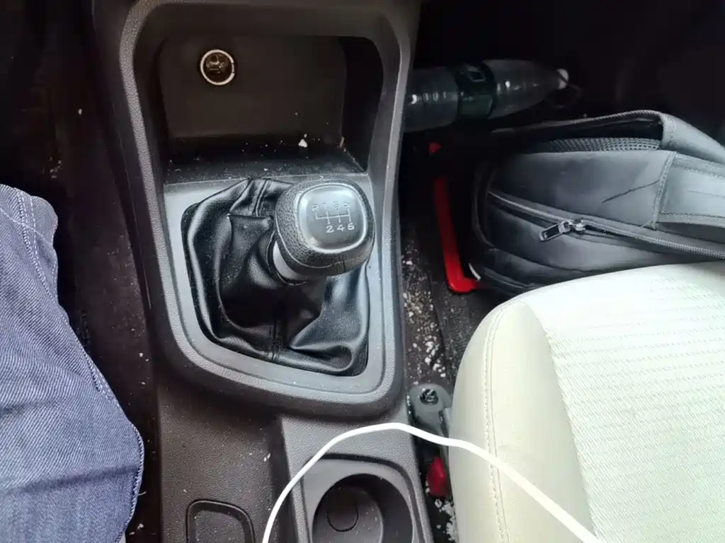 Wuling Hongguang V — миниатюра 14