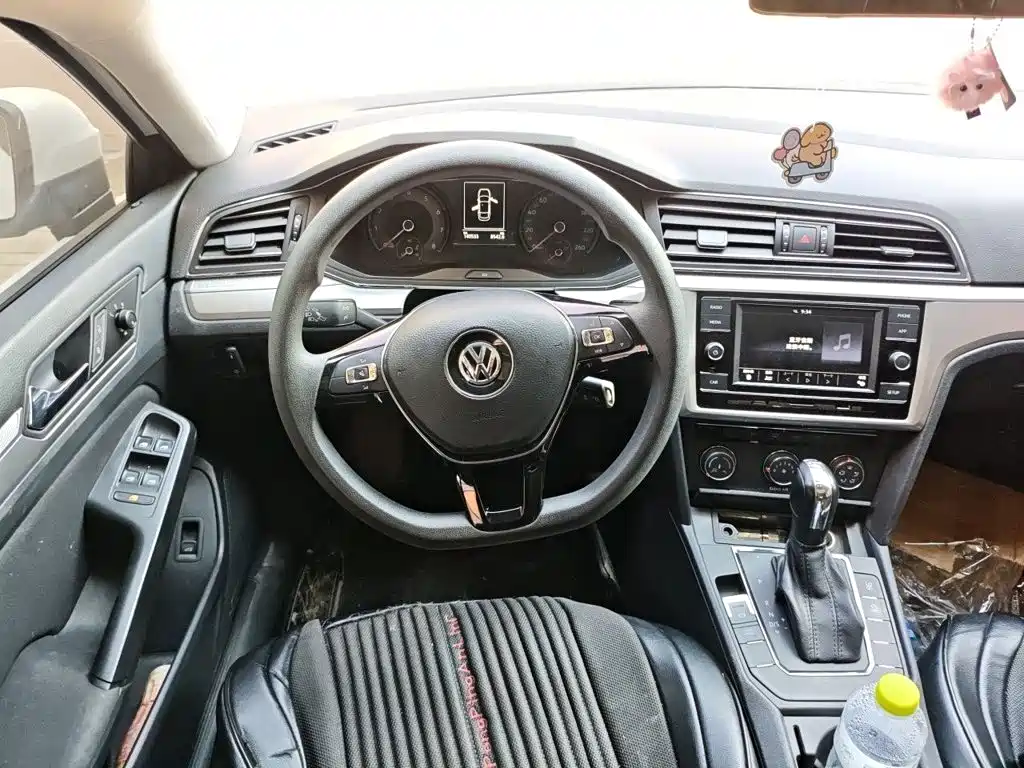 Volkswagen Lamando — миниатюра 11