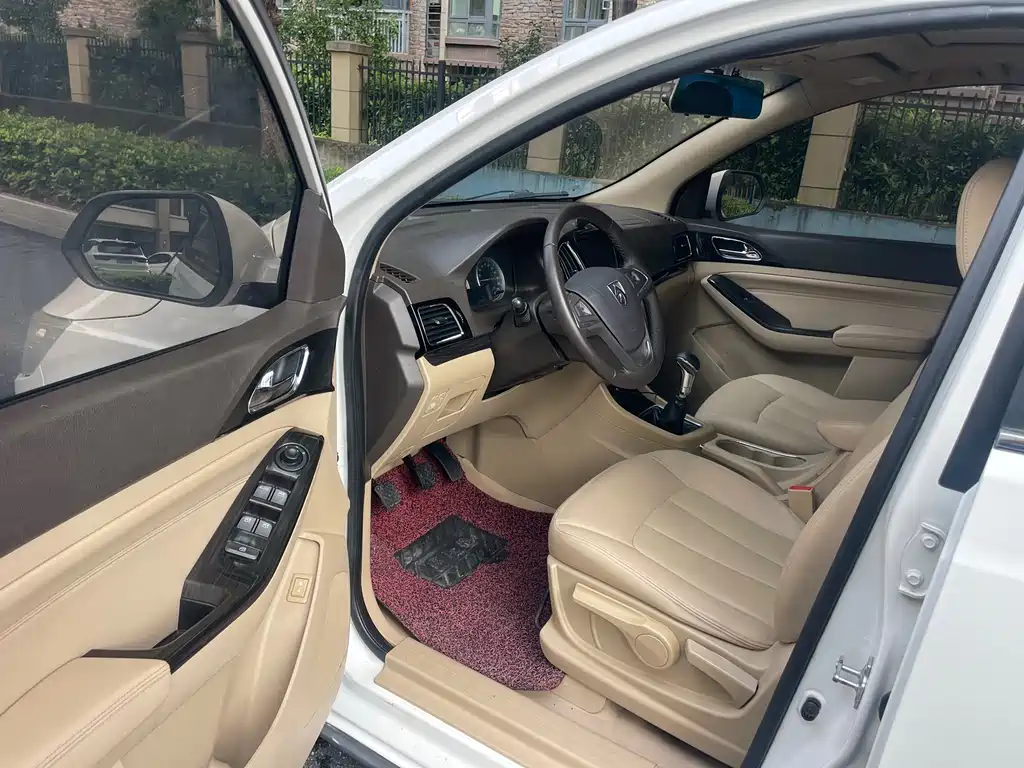 Baojun 730 — миниатюра 10