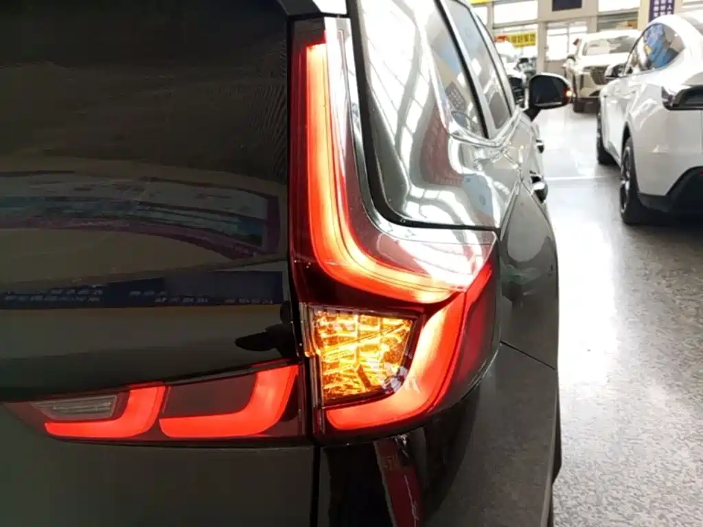 Honda CR-V — миниатюра 8
