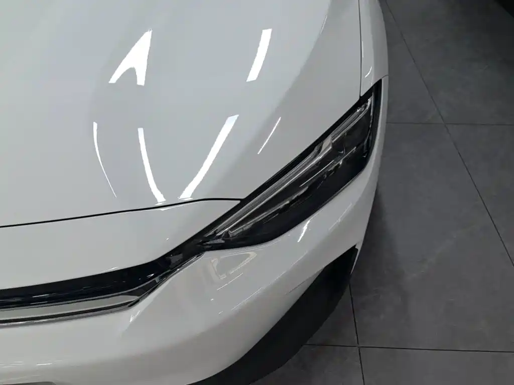 Chevrolet Menlo — миниатюра 24