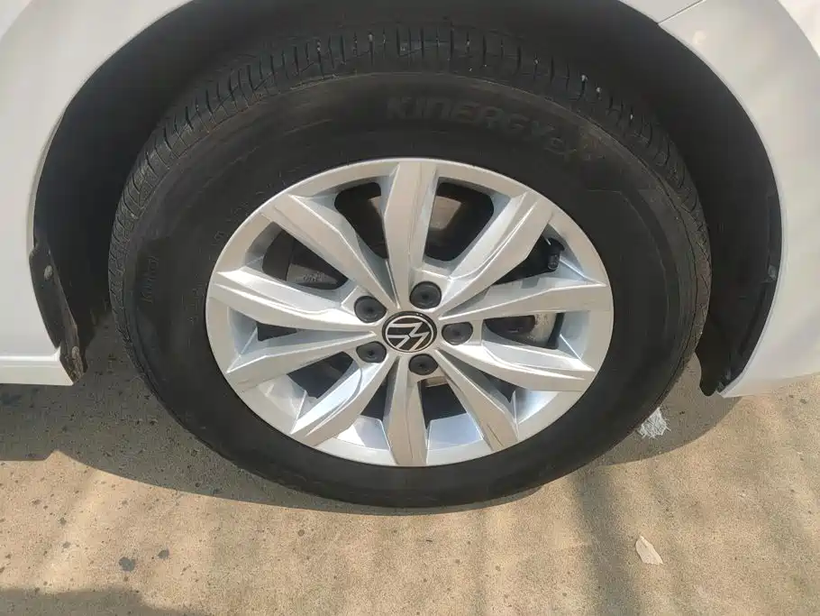 Volkswagen Polo 2021 Plus 1.5L AT