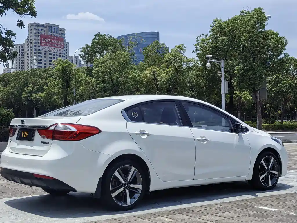 Kia K3 — миниатюра 5